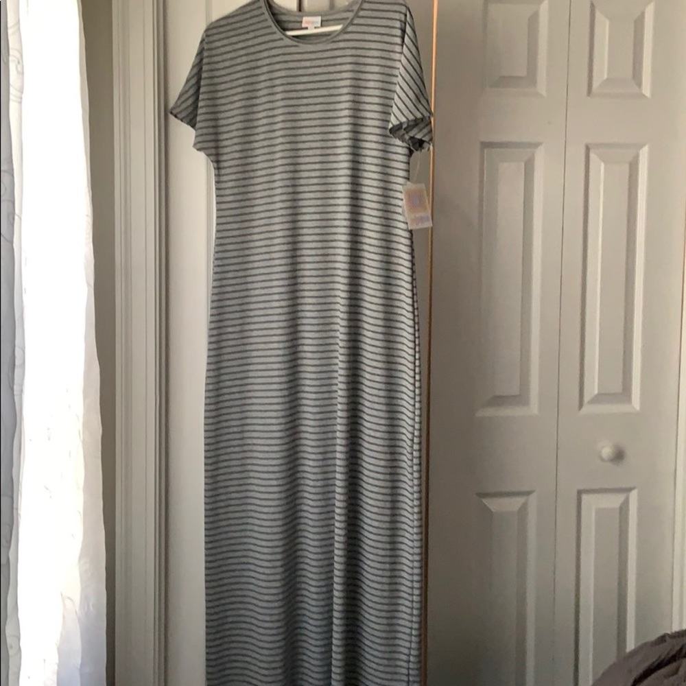 NWT LULAROE MARIA SIZE L
